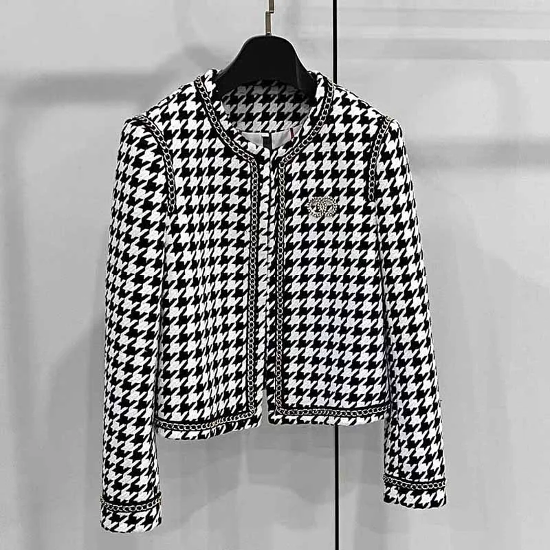 Women's Puffer CoatsWomen's Black and White Checked Cardigan Chic Coat