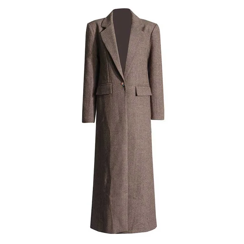 Women's Coats with Fur Trimmed PocketsWomen's Brown Straight Cut Maxi Coat with Wide Shoulders