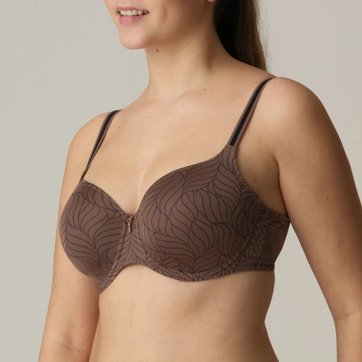 backless bra with invisible strapsPrima Donna Twist hartvorm mousse BH - Ajusco 0242400 - Caribe Taupe