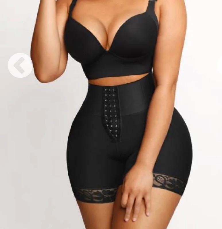 lace overlay convertible braFaja Short Shapewear