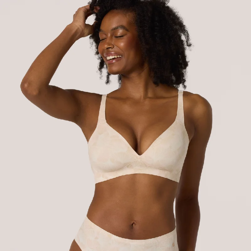 women's pajamas with a blend of comfort, style, and functionalityStarlette Plunge Bra