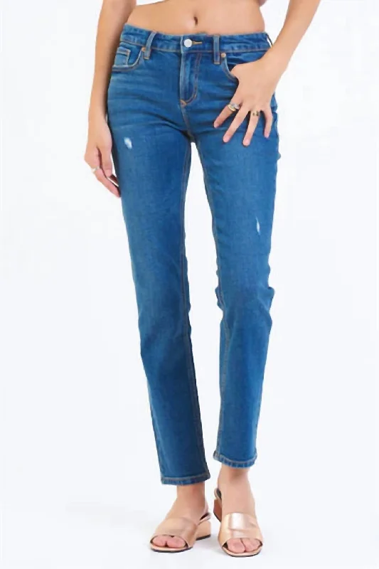 Women's Jodhpurs with Straight LegBlaire High Rise Slim Straight Jeans In St. Tropez