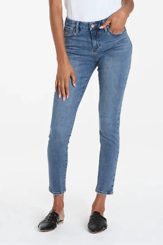 Women's Jodhpurs with Low WaistGisele Mid Rise Skinny Jean In Atmore