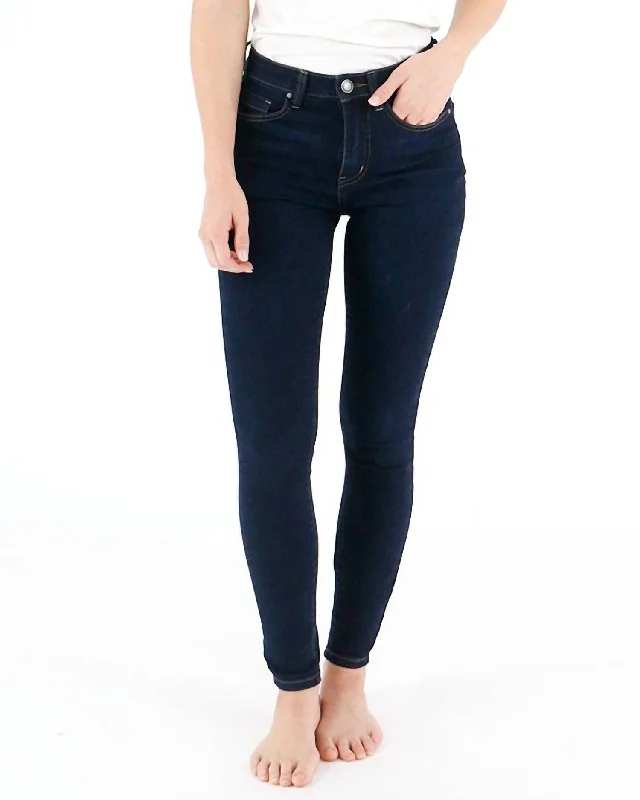 Women's ChinosDesigner Denim Jeans In Dark Wash