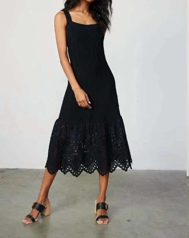 Women's Mini DressesContast Lace Knit Dress In Black