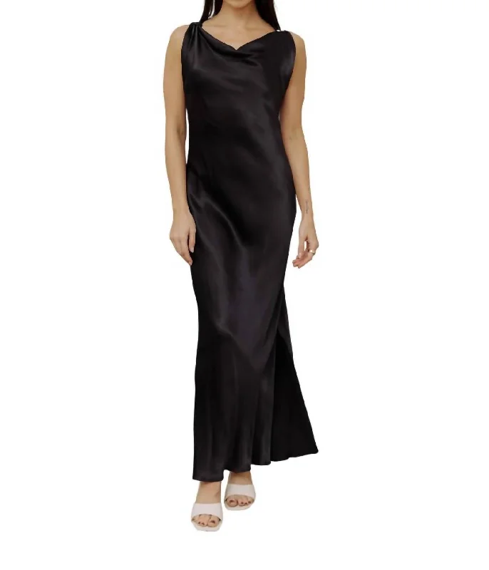 Women's Wide-Neck DressesEverly Dress In Black