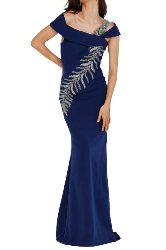 Women's V-Shaped-Neck DressesLong Mother Of The Bride Dress In Navy