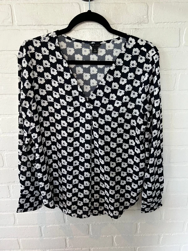 Women's Blouse with Low CollarTop Long Sleeve By Ann Taylor In Black & White, Size: Xs