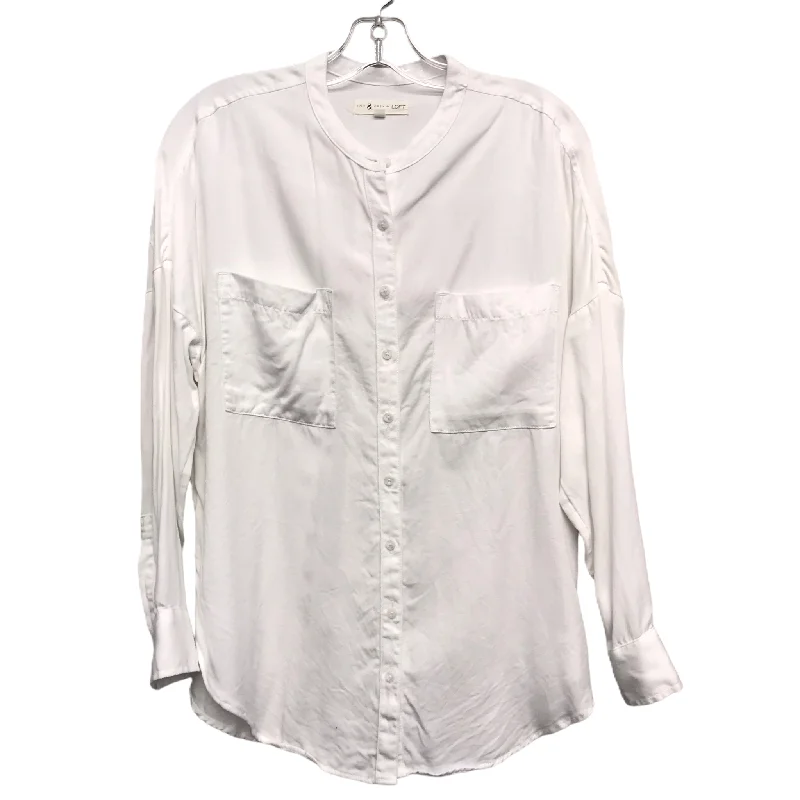 Women's Blouse with Wide CollarTop Long Sleeve By Lou And Grey In White, Size: Xs